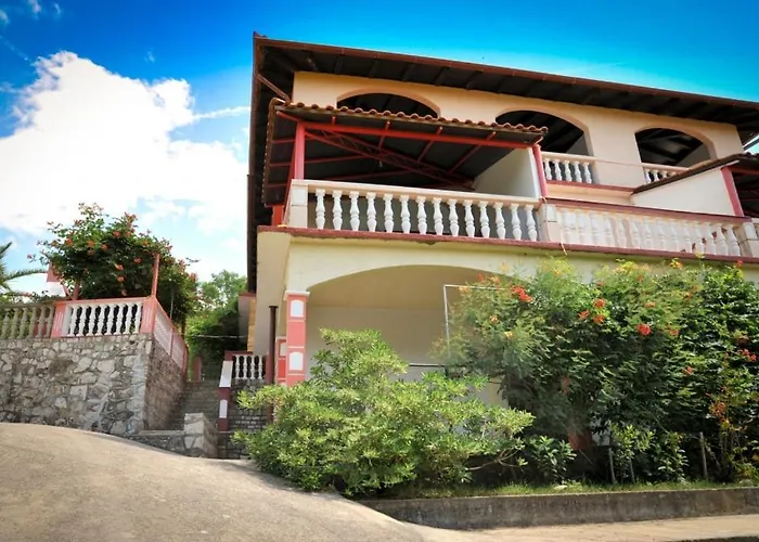 In With Terrace, Air Conditioning, Wifi, Washing Machine 4229-3 Apartman Lopar