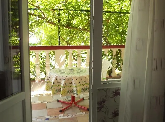 In With Terrace, Air Conditioning, Wifi, Washing Machine 4229-3 Apartament *